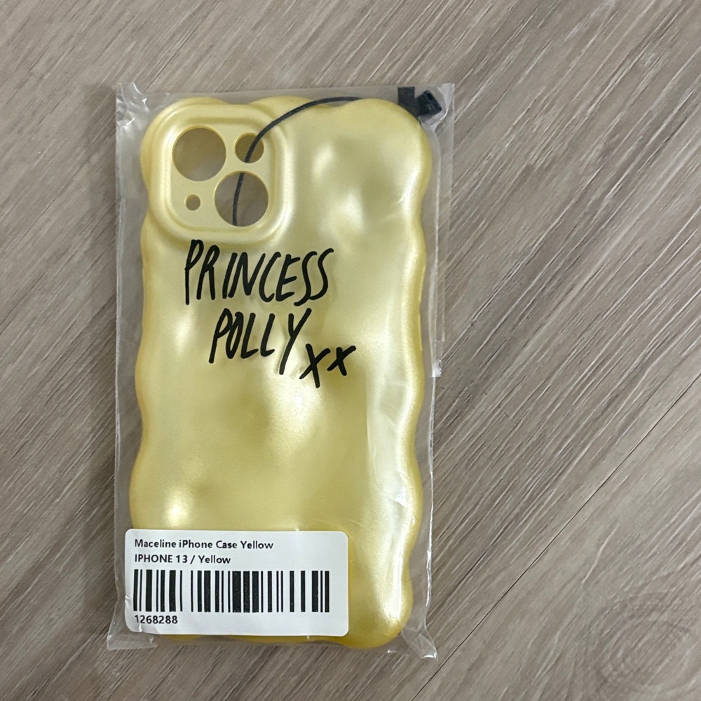 Princess Polly iPhone 13 Case